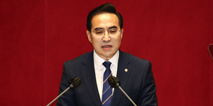 박홍근 "검찰출신 '문고리 육상시' 대통령실 장악, 권력사유화 대가 치를 것"