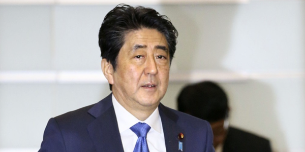 일본 전 총리 아베 유세 중 산탄총에 피습, NHK "심폐 정지 상태”