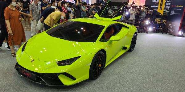 4년 만에 열린 부산국제모터쇼, 아이오닉6 구경하고 미래차도 타보고