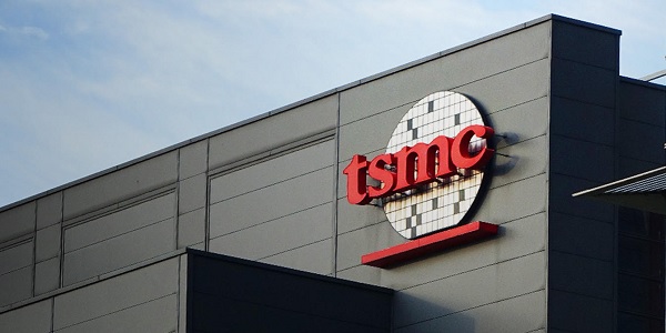 TSMC 10월도 매출 56% 증가, 전자제품 수요 둔화에도 홀로 성장세