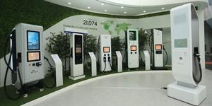 20분이면 전기차 80% 충전, SK시그넷 초급속 충전기 전시