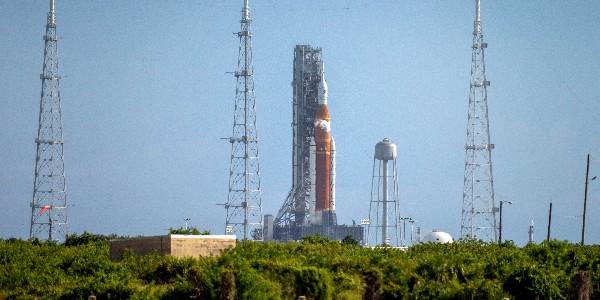 유인 달 탐사 프로젝트 '아르테미스' 발사 또 중단, 연료 누출 다시 발견