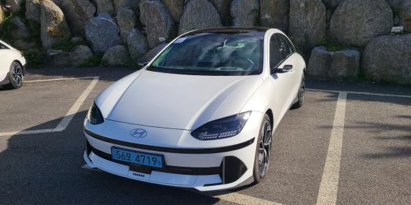 국내 전기차 판매 하이브리드 추월, '잘빠진' 신차가 전기차 전환 가속화