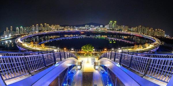 한글 본딴 건축물 도시 곳곳에, 한글날에 세종에서 ‘이응다리’ 걷기 어때?