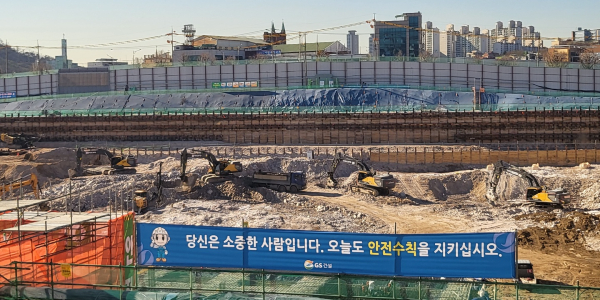 [현장] '입주 때까지 계약금만' 깃발, GS건설 '장위자이 레디언트' 가보니