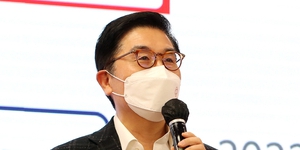 대형마트 3사 CEO 강희석 이제훈 강성현 올해 경영 성적표는