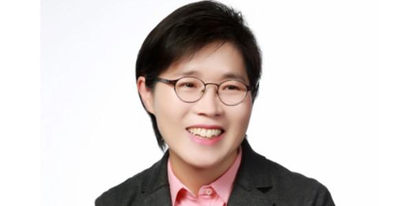 LG생활건강 사장 이정애 임직원에게 취임 인사, 첫 메시지로 '소통' 강조