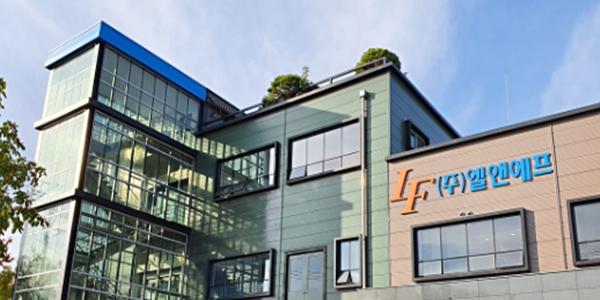 엘앤에프 주가 장중 7%대 급등, 테슬라에 양극재 대량 공급 소식에 강세