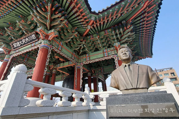 [경영어록의 연금술사들] 일본 억만장자 '마루한' 한창우의 돈에 대한 철학