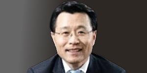 KT스카이라이프 대표 내정자 윤정식 사의 표명, 윤석열 충암고 동문