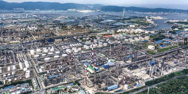 정유사 횡재세 논의 현재진행형, 도입론과 신중론 맞서 장기화 전망