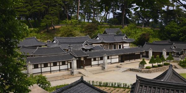 [풍수지리와 경제] 영동 제일 명가 강릉 선교장, 기러기 내려앉은 형국 (1)