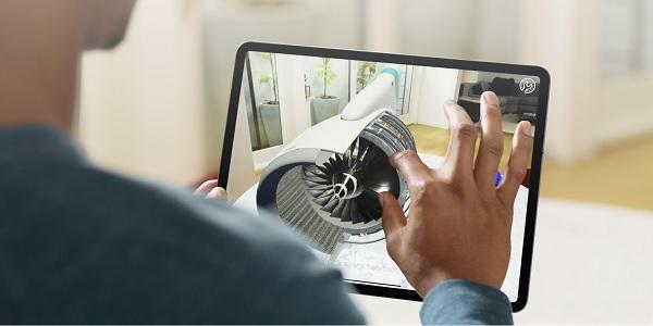 애플 증강현실 헤드셋 '킬러콘텐츠' 불안, 아이패드 앱으로 대안 찾는다