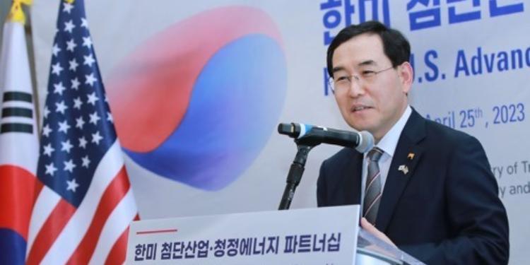 윤석열 국빈방문 통상외교 성과 불투명, 주무장관 이창양 현지 고군분투