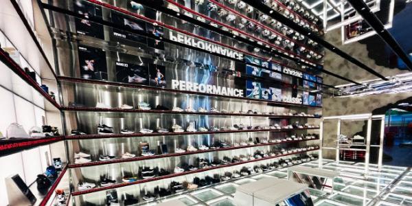 LF 대구 최대 상권 동성로에 `리복` 매장 오픈, 국내 첫 플래그십 스토어