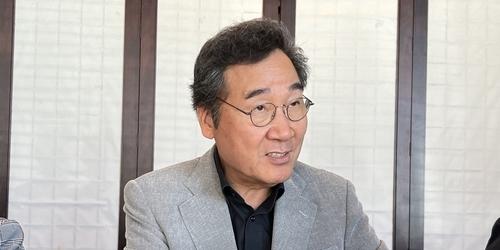 민주당 ‘잠룡’ 이낙연 정계 복귀 가시화, 2차 '명낙대전' 벌어지나