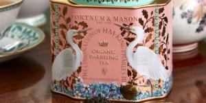 신세계백화점 영국 찰스 3세 대관식 기념해 프리미엄 홍차 선보여, 26일 출시