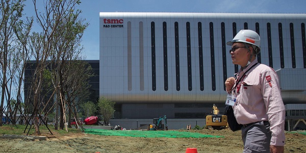 TSMC 미국 반도체공장 가동 연기, 삼성전자 파운드리 반사이익 될지 불투명