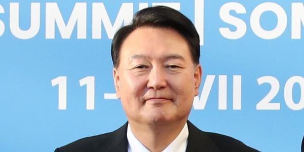 [국민리서치·에이스리서치] 윤석열 지지율 40.8%, IAEA 보고서 불신 54.1%