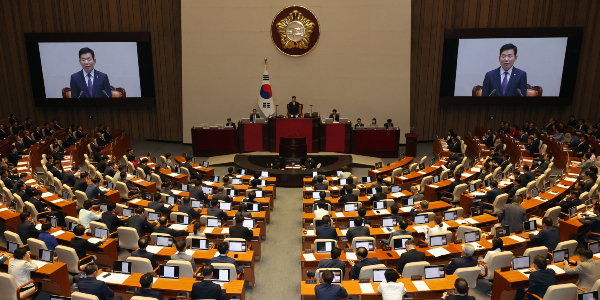 [데스크리포트 9월] 왔다갔다 정부·아웅다웅 국회, 기댈 데 없는 국민