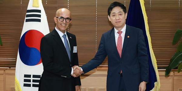 금융위원장 김주현 UAE 지역개발부 장관 면담, 금융협력 강화 방안 논의