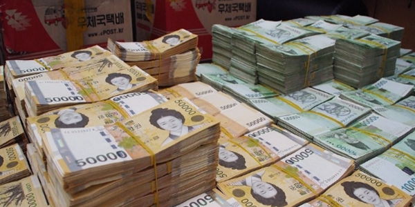 한국은행 상반기 지폐 2억1200만 장 폐기, 해마다 지폐 소각에 1억 사용