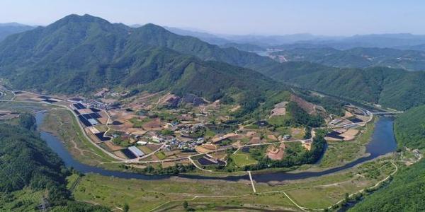 [풍수지리와 경제] 무주 내도리·금산 천내리, 금강이 만든 명당과 복된 땅 (1)