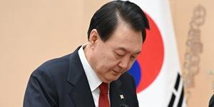 [미디어토마토] 윤석열 지지율 30.5%, 총선 정권견제론 42.5%로 우세