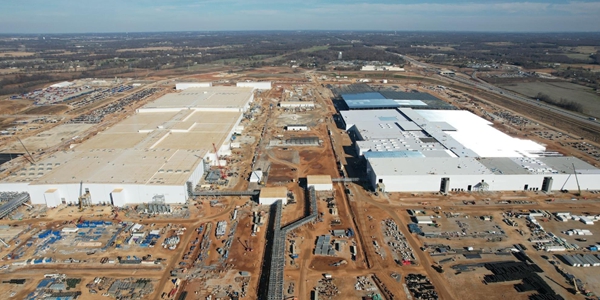 SK온-포드 미국 전기차 배터리공장 건설 순항, "2025년 생산" 목표 재확인 