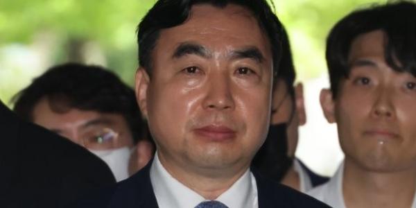 ‘민주당 전당대회 돈봉투 의혹’ 윤관석 징역 2년, 법원 “정당민주주의 훼손”