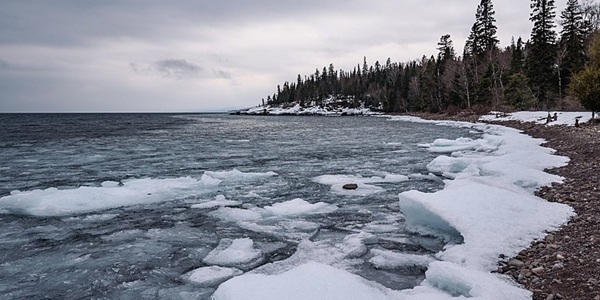 미국 오대호 빙판 50년 만에 최저, "온난화로 세계 호수 얼지 않을 수 있다"