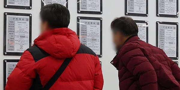 통계청 “1월 취업자 수 38만 명 늘어, 제조업 취업자 2개월째 증가”