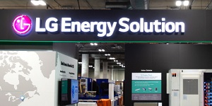 LG에너지솔루션 CEO 직속 차세대 배터리 개발조직 신설, 센터장에 정근창 
