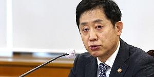 금융위원장 김주현 “해외 부동산펀드는 만기 분산, 홍콩 ELS와 성격 달라”