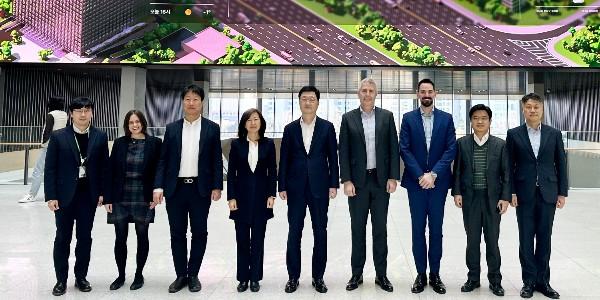 HD현대중공업, 영국 방산기업 밥콕과 수출형 잠수함 공동 개발키로