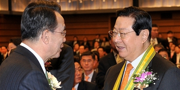 [Who Is ?] 윤봉수 남성 대표이사 회장