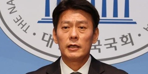 민주당 서울 강북을 후보 한민수로 교체, <a href='https://www.businesspost.co.kr/BP?command=article_view&num=337845' class='human_link' style='text-decoration:underline' target='_blank'>이재명</a> “조수진 사퇴 안타까워”