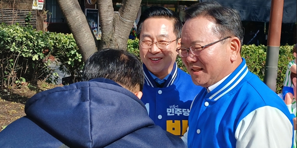 민주당 김부겸 서울 중구·성동구·광진구 시장 훑어, 대파값 물어보며 맹공