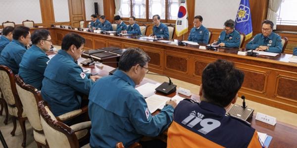 한덕수 “의료현장 복귀 동료·선후배에 인격적 폭력은 절대 좌시 않겠다”