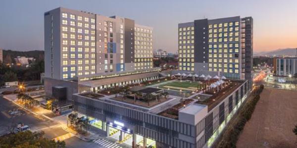 포스코A&C, 광양 기가타운으로 미국 모듈러 건축협회상 받아