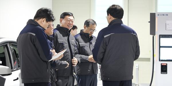 신동빈 롯데그룹 충전기 사업 현황 점검, 