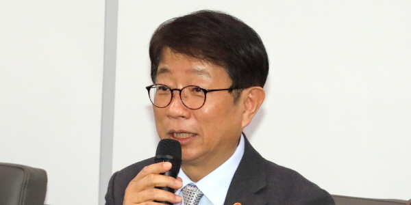 국토부 장관 박상우 4월 위기설 일축, "PF 충격 오지 않도록 시장 잘 관리"