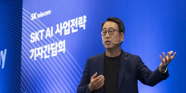 ‘AI 데이터센터 시장 5년 뒤 2600조’, <a href='https://www.businesspost.co.kr/BP?command=article_view&num=345666' class='human_link' style='text-decoration:underline' target='_blank'>유영상</a> SK텔레콤 사업확장 '성큼성큼' 