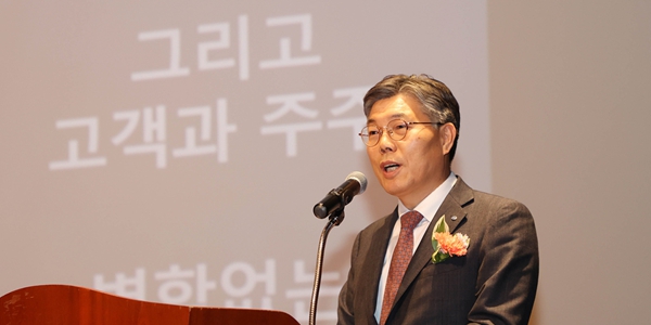 DGB금융 <a href='https://www.businesspost.co.kr/BP?command=article_view&num=324830' class='human_link' style='text-decoration:underline' target='_blank'>황병우</a> 첫 인사는 위험관리책임자, 시중은행 전환 위한 준비작업