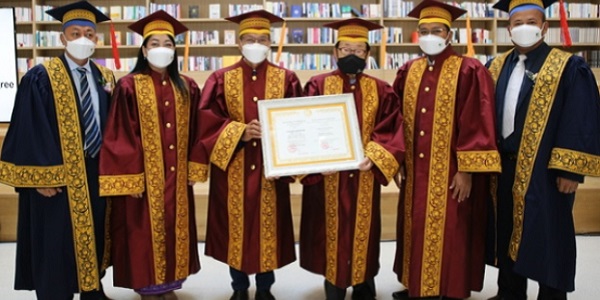 [Who Is ?] 김희수 건양대학교 명예총장 겸 건양대병원 설립자