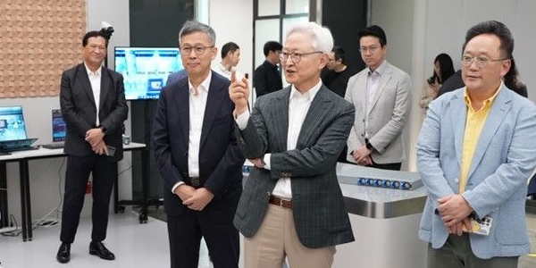 "삼성전자 경계현 대만 방문은 엔비디아와 HBM 협력 강화 목적", 대만언론 관심 높아 
