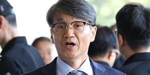 김건희에게 명품백 건넨 최재영 검찰 출석, “안 받았으면 아무 일 안 생겨”