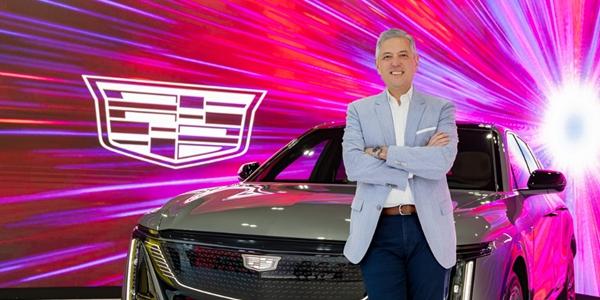 한국GM 대표 비자레알, 스토리텔링 전시공간 '아틀리에 리릭' 방문