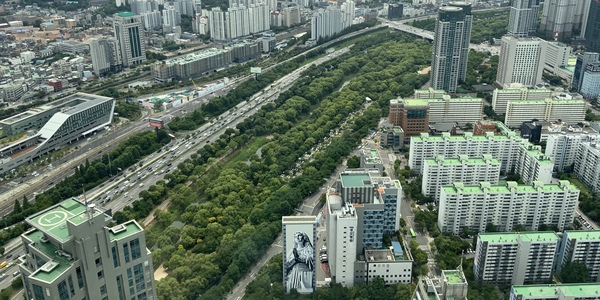 [현장] 63빌딩 전망대 '마지막 서울 풍경' 담아보다, "한국인 마음 속 영원한 랜드마크"