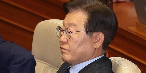 민주당 '당대표 대선 출마 사퇴시한' 당헌당규 개정, 이재명 연임 길 열려